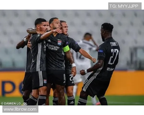 拜仁慕尼黑与里昂的精彩对决在PP体育全程直播不容错过